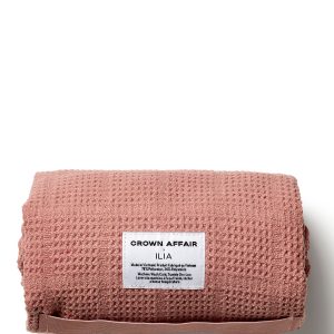 Crown Affair x ILIA??The Pink Towel